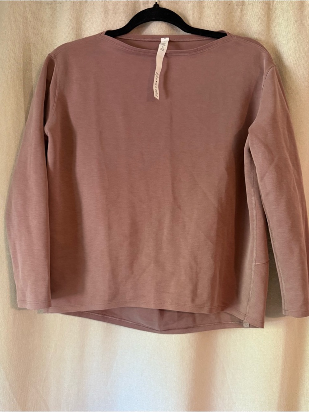 Lululemon Long Sleeve Top in Mauve Pink -